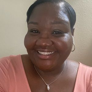 Meet your Posher, Melanie